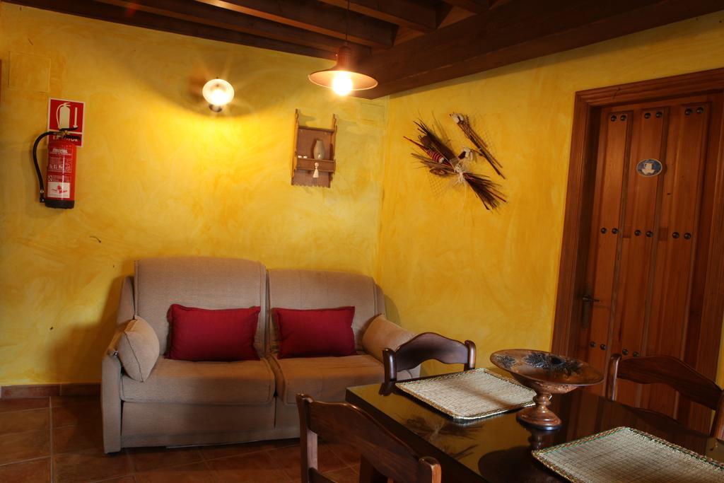 Apartamentos Rurales La Solana Robledillo De Gata Buitenkant foto